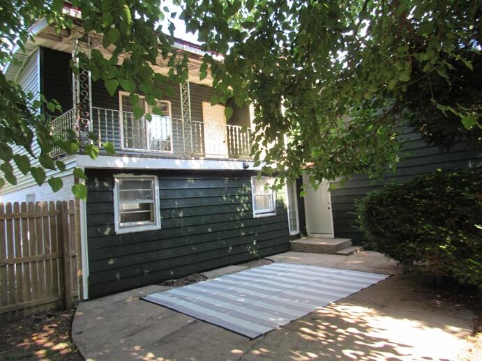 168 Fremont Street