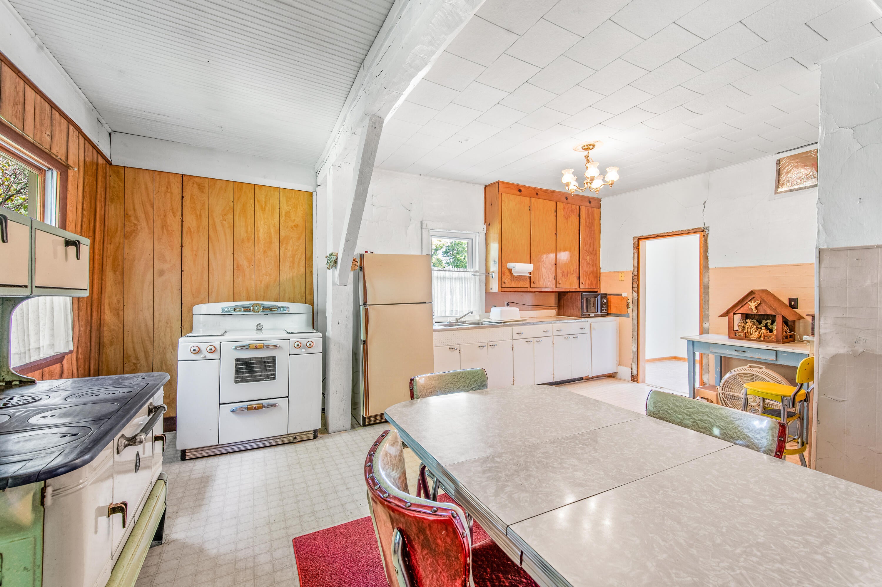 14864 Mackinaw Trail