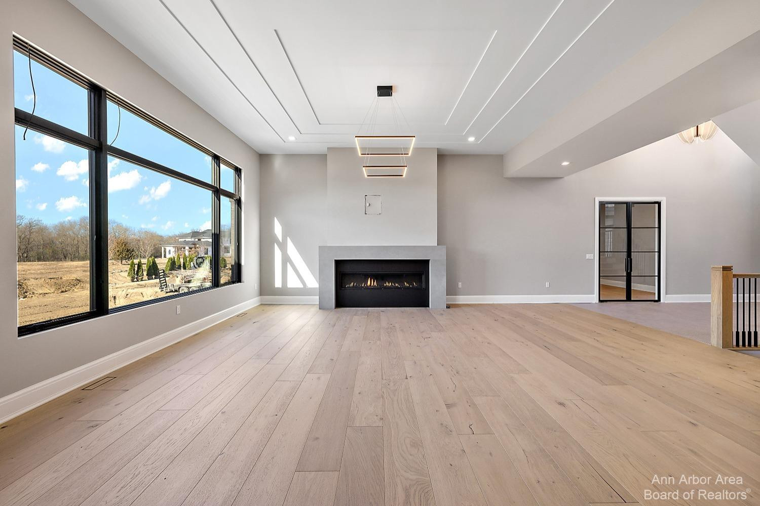 1864 Arlington Boulevard
