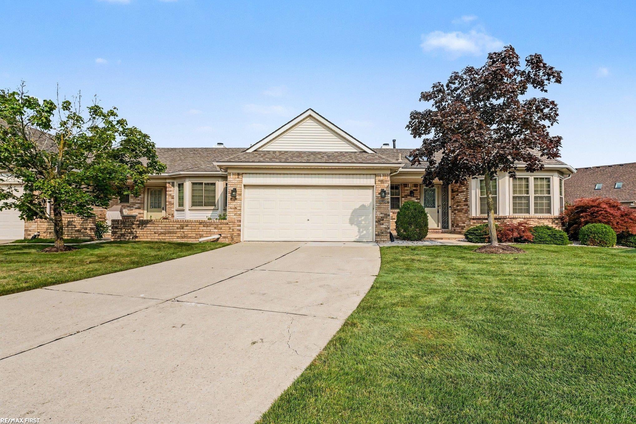 52109 E Westgrove Ct. Court