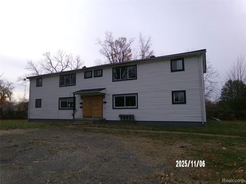 420 Pingree Avenue Flint City MI 48503