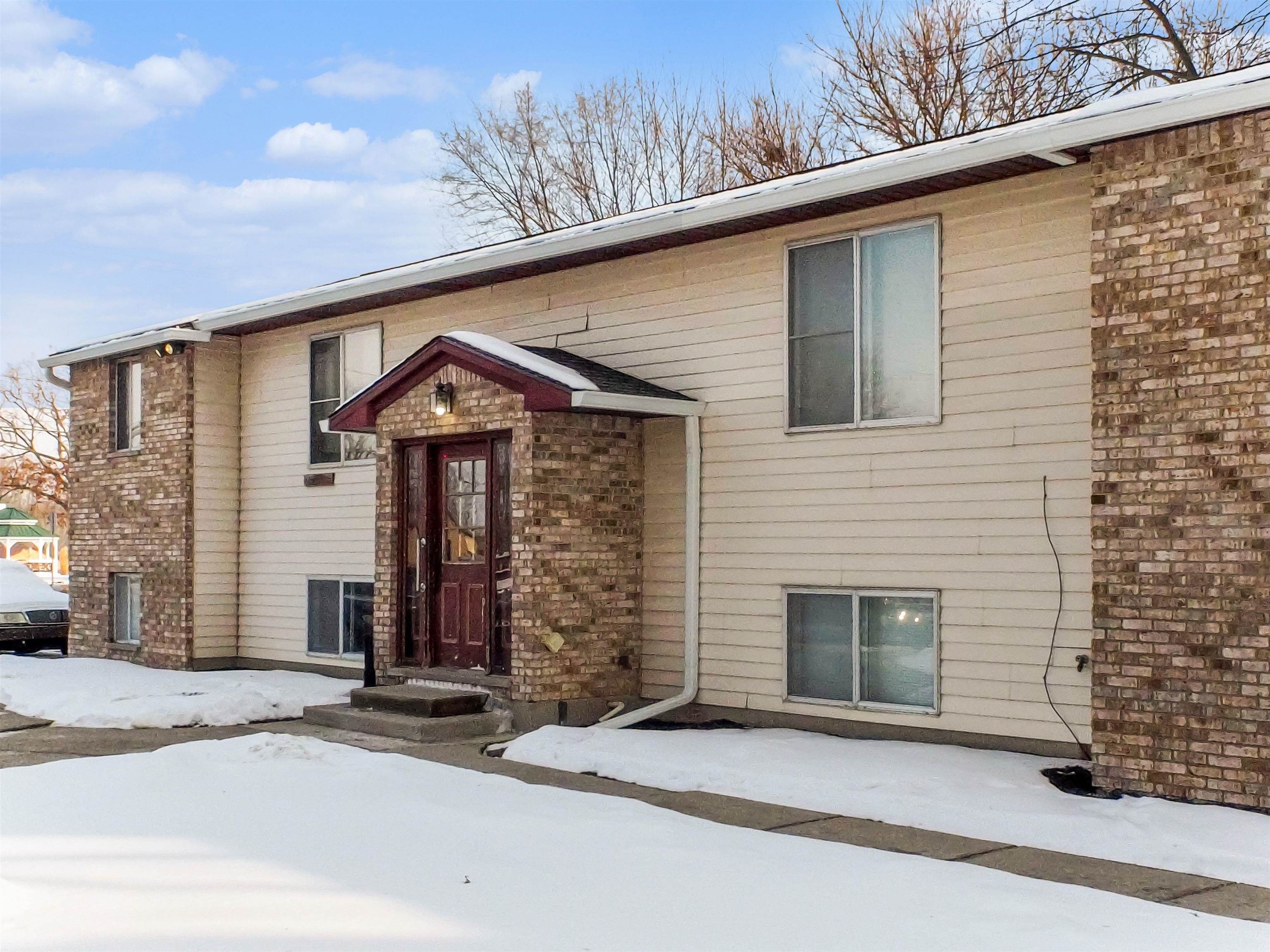 3377 W Vienna  Apt. A Road