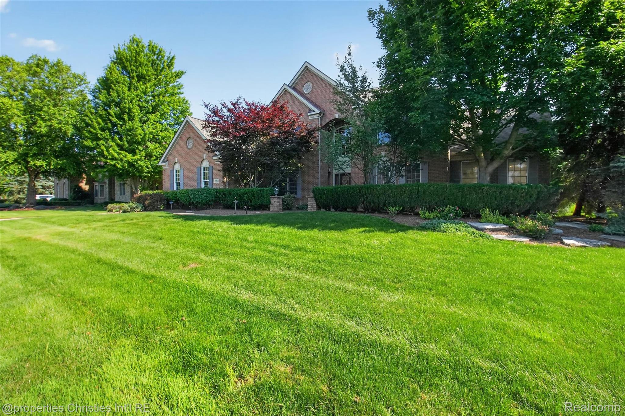 45864 Tournament Drive