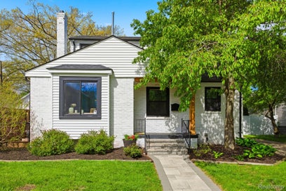 2705 Gardner Avenue Berkley City MI 48072