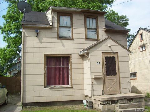27 Clarence Street Pontiac City MI 48342