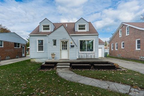 22629 Detour Street St Clair Shores City MI 48082