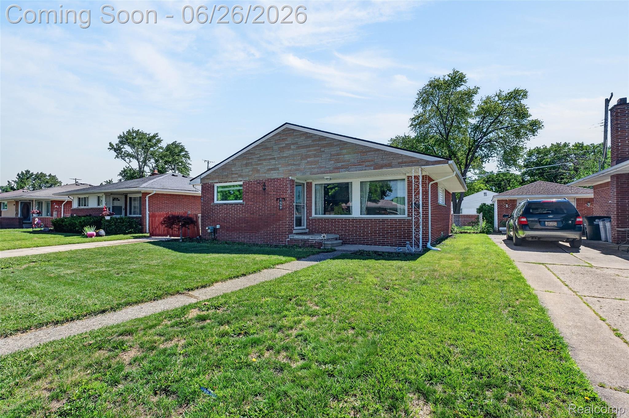 7660 Louise Court