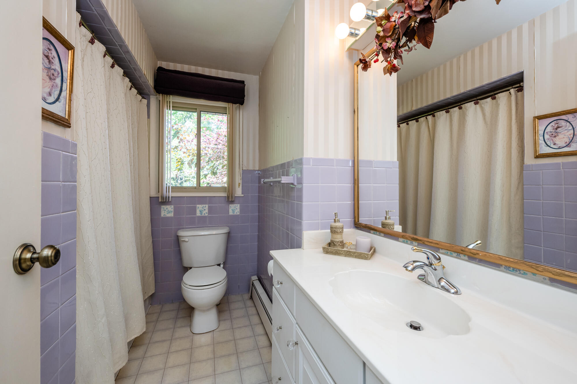 2848 Marilyn Drive