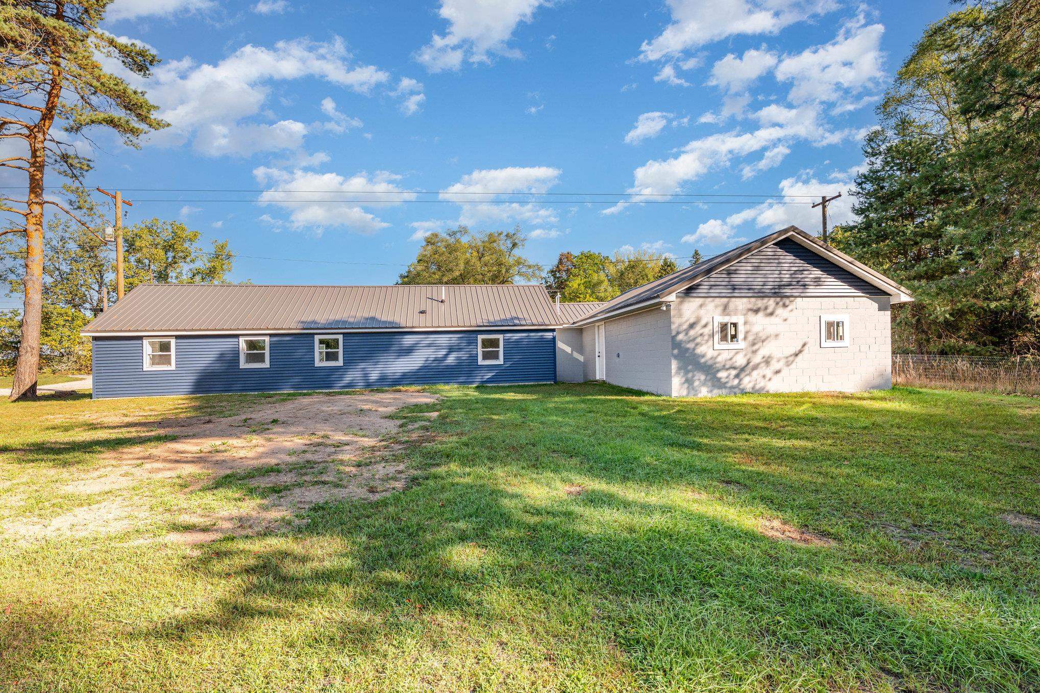 7256 E Howard City Edmore Road