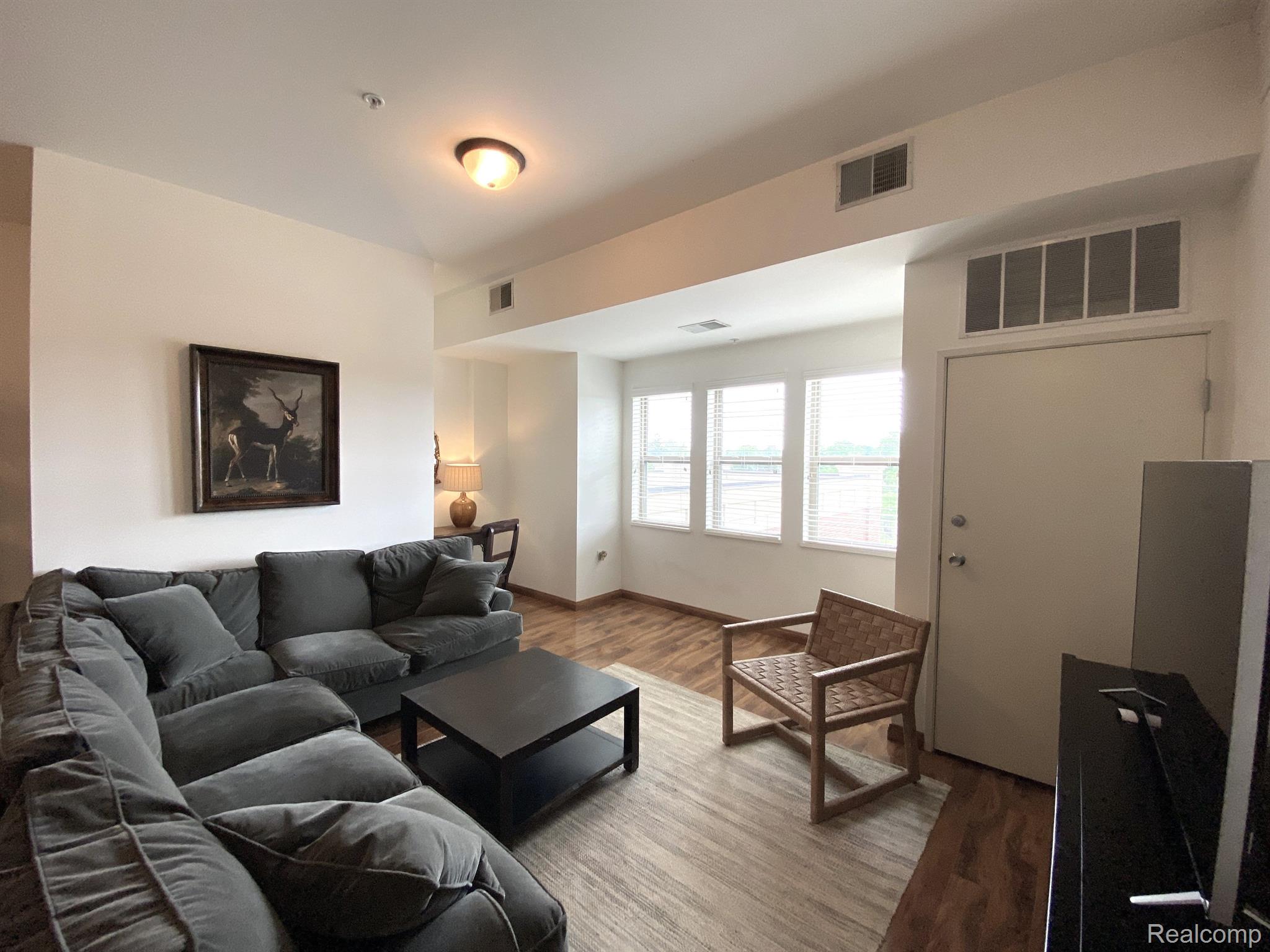 134 N LEROY Street 406