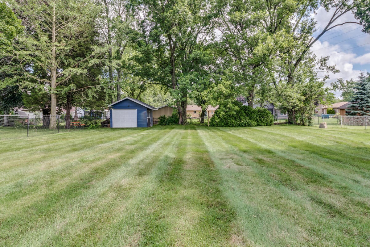 344 Lakeshore Drive