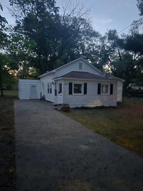 3229 7th Street Muskegon Heights City MI 49444
