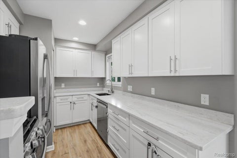 Tiny photo for 6641 Manson Drive, Waterford Charter Township, MI 48329 (MLS # 20261072122)