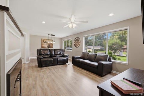Tiny photo for 6641 Manson Drive, Waterford Charter Township, MI 48329 (MLS # 20261072122)