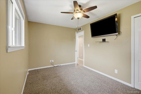 Tiny photo for 6641 Manson Drive, Waterford Charter Township, MI 48329 (MLS # 20261072122)