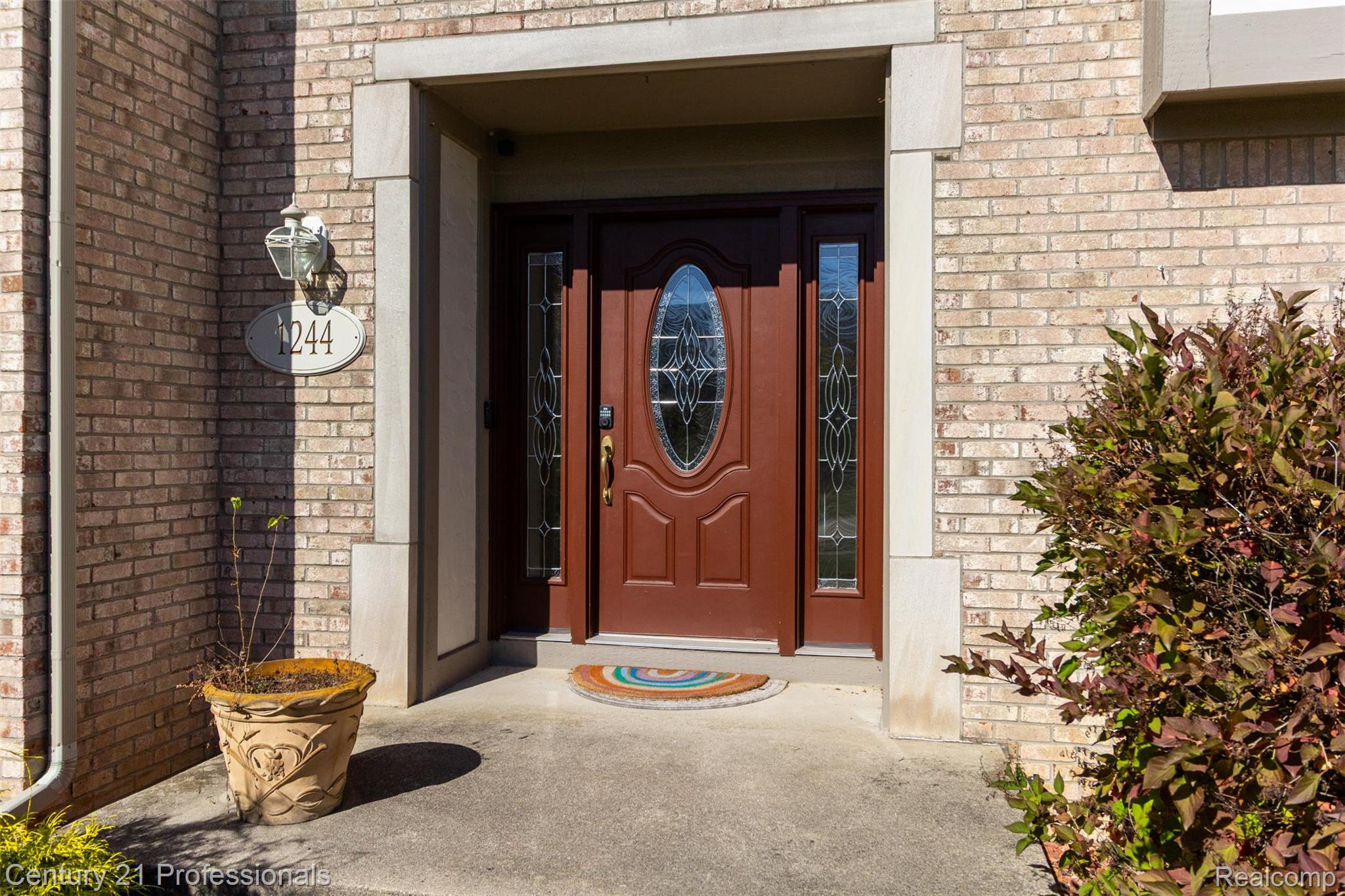 1244 Rothwell Drive Drive