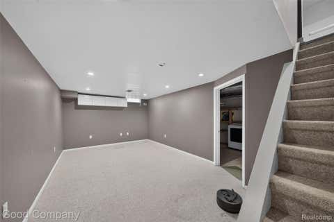 Tiny photo for 31228 Country Bluff, Farmington Hills City, MI 48331 (MLS # 20261064446)