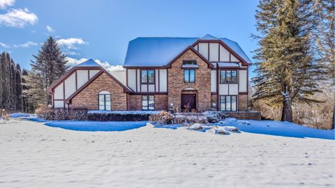 133 Flumerfelt Lane Rochester City MI 48306