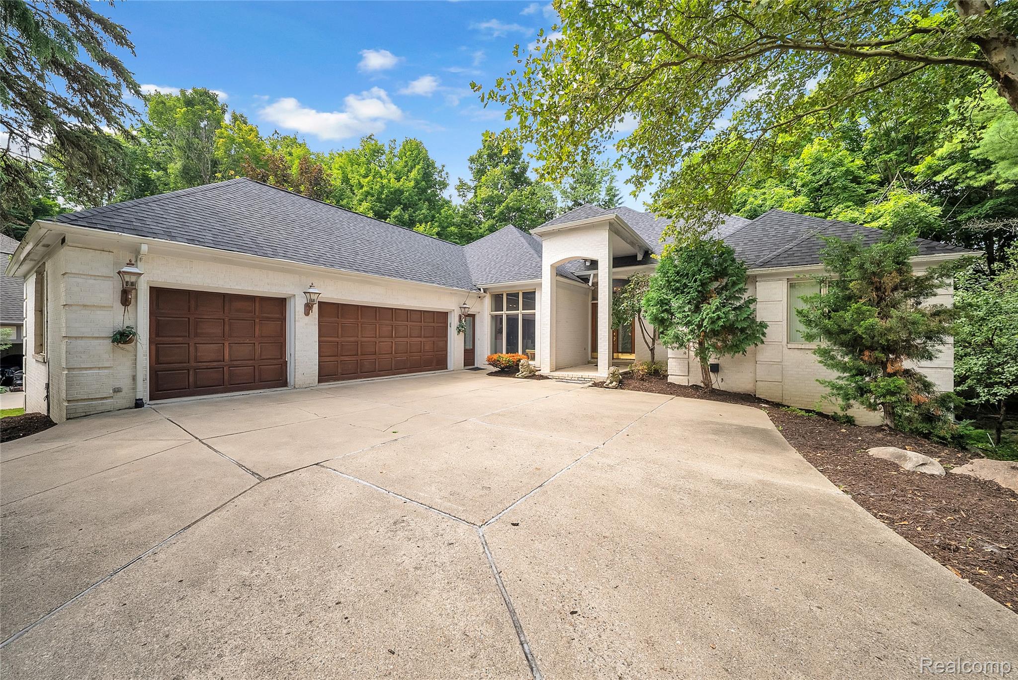 43564 Scenic Lane