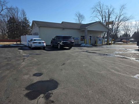 12240 S Dixie Highway Unknown MI 48145