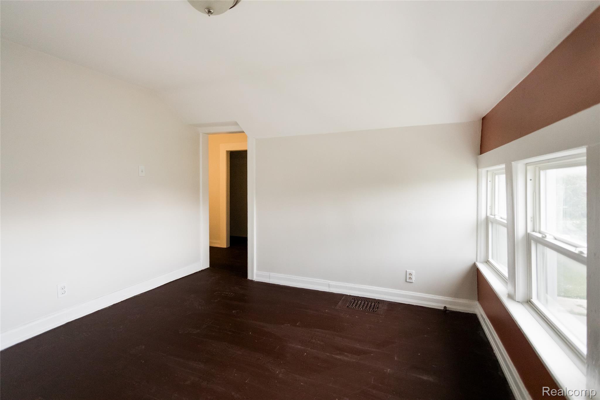 2202/2206 Lothrop Street