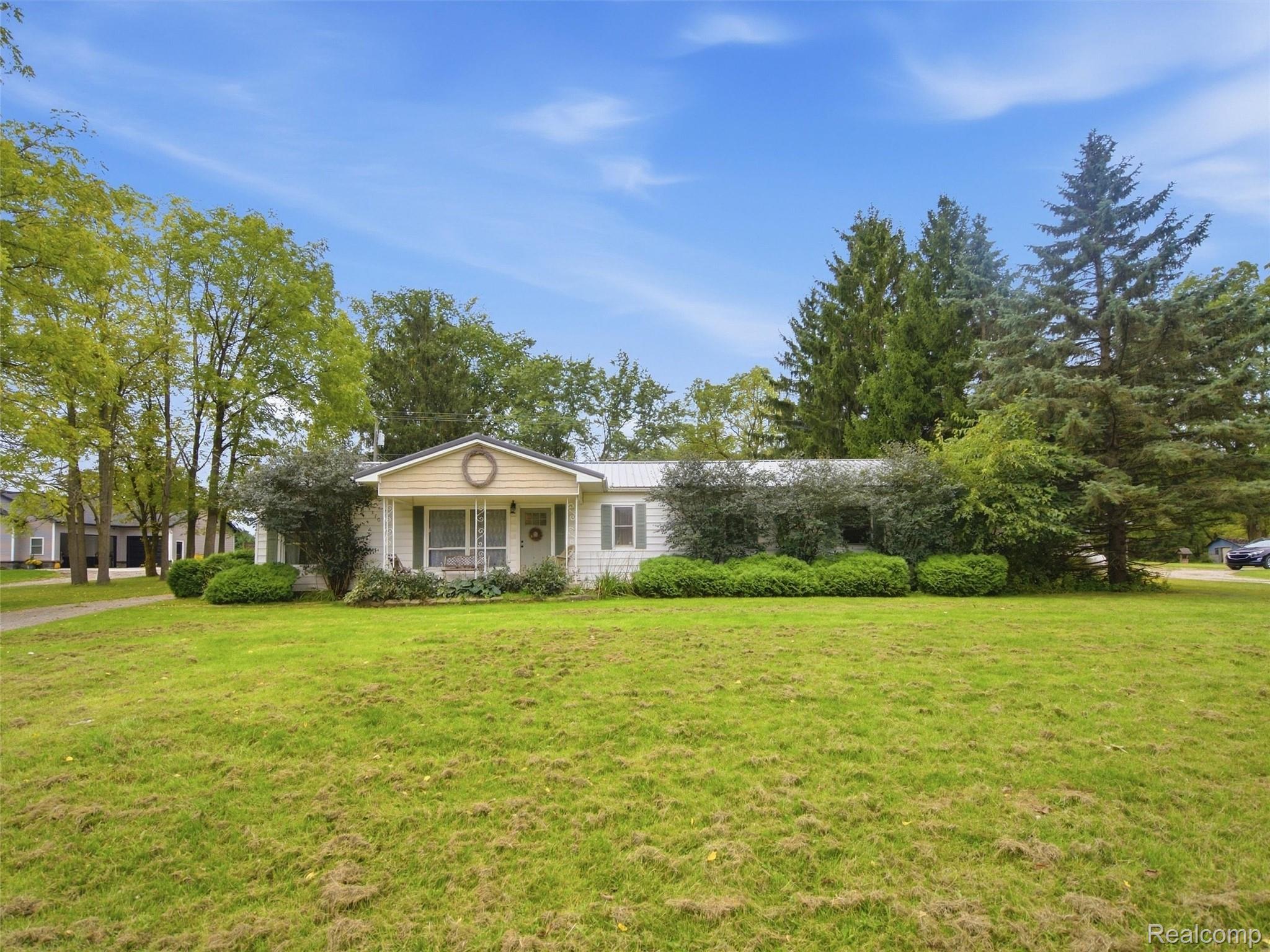 5370 Hollow Corners Road