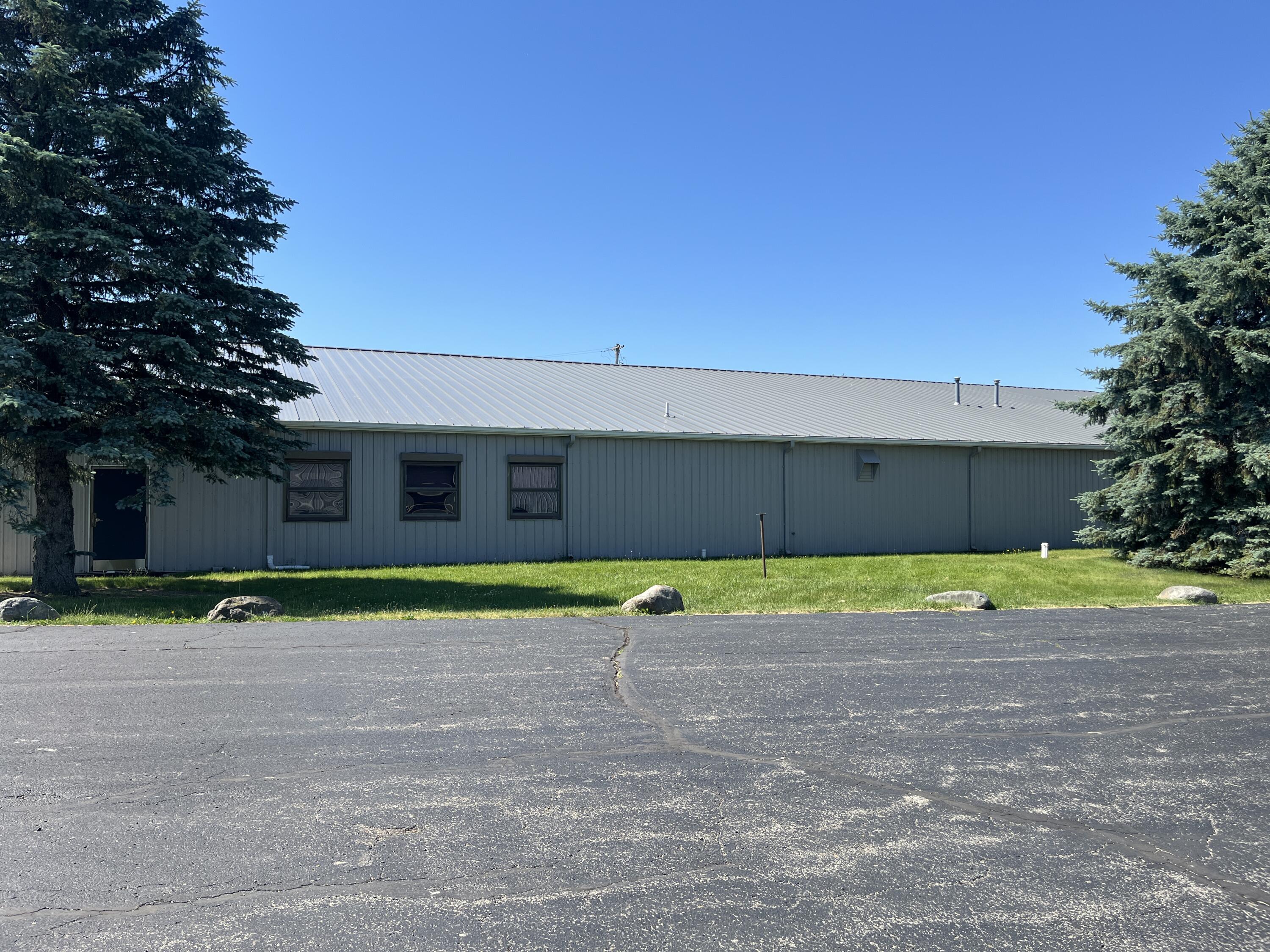 10250 Michigan 52 1