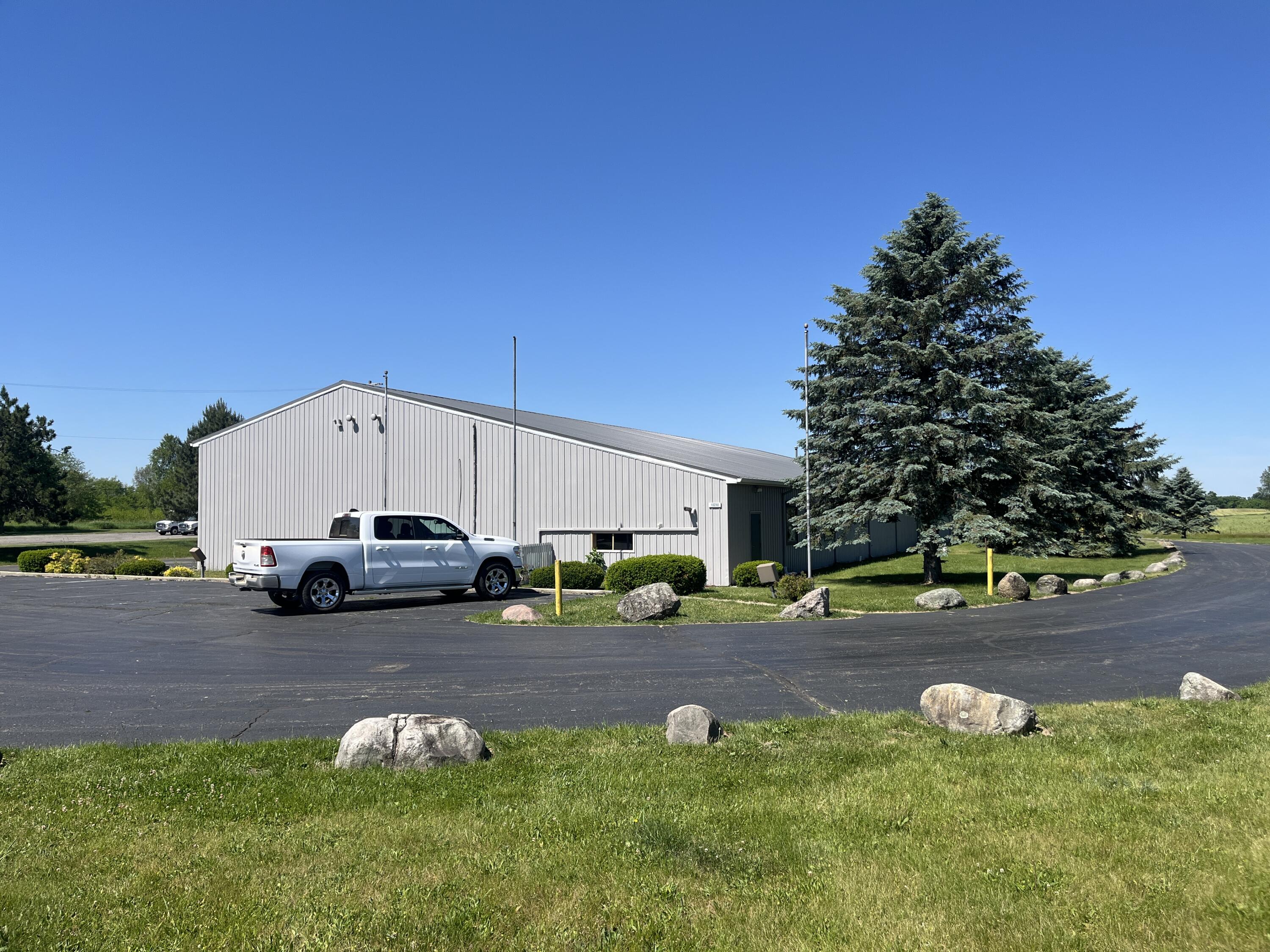 10250 Michigan 52 1