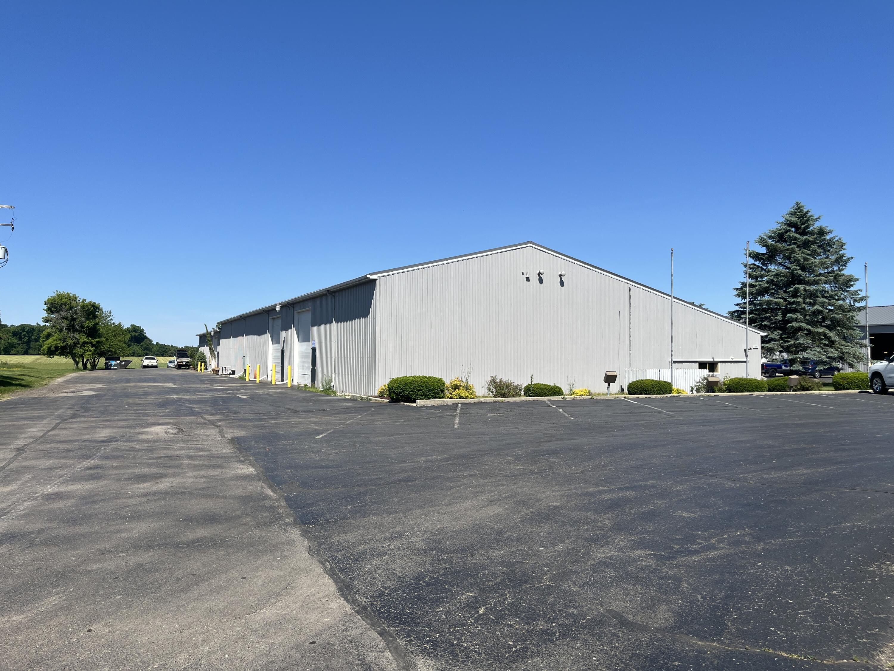 10250 Michigan 52 1