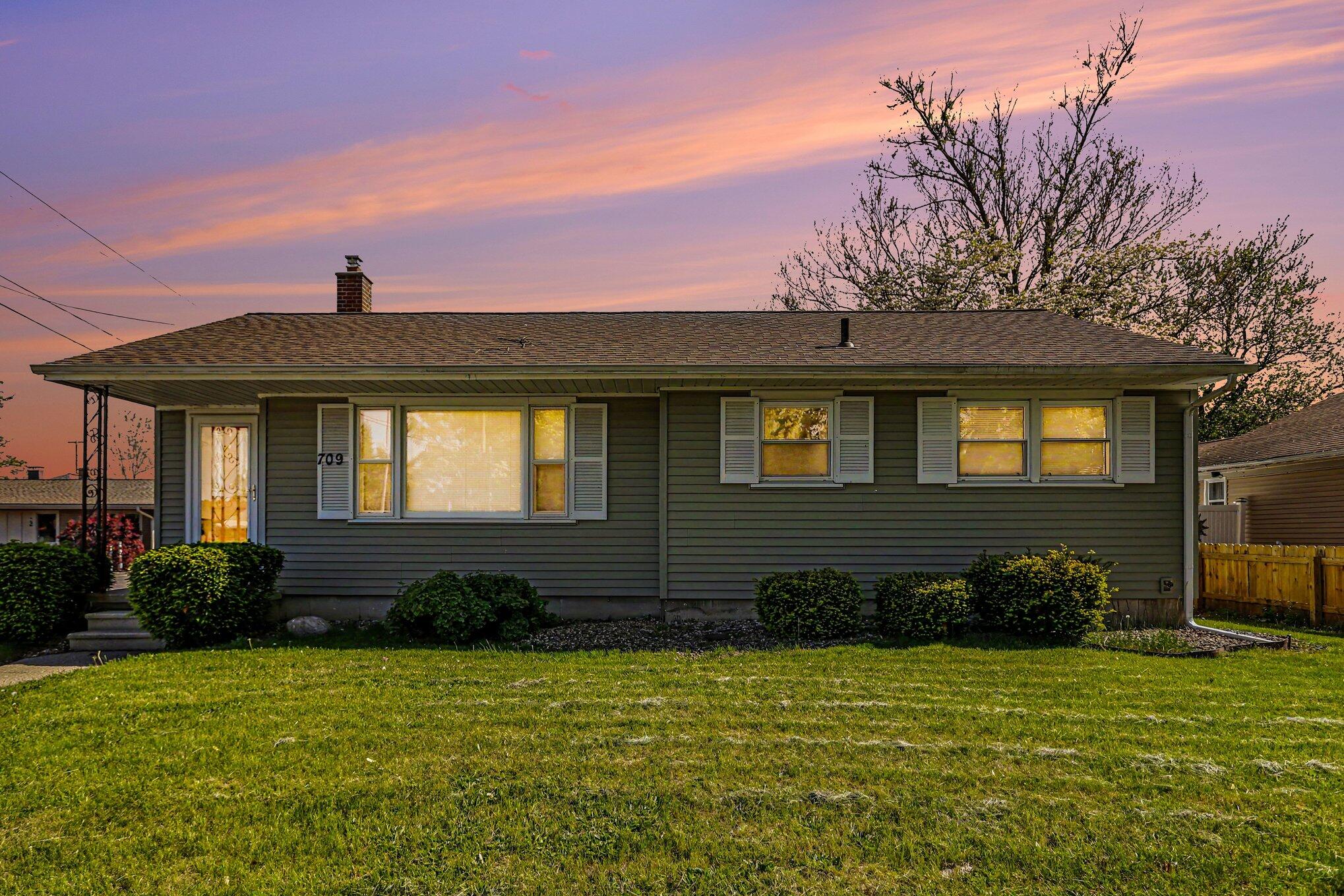709 W Highland Boulevard