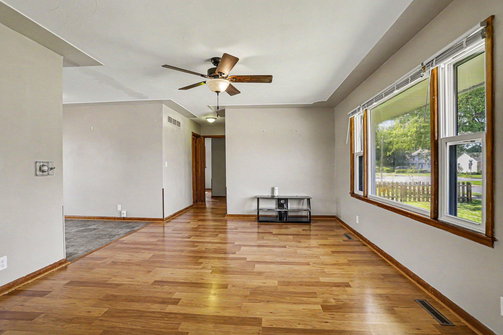 709 W Highland Boulevard