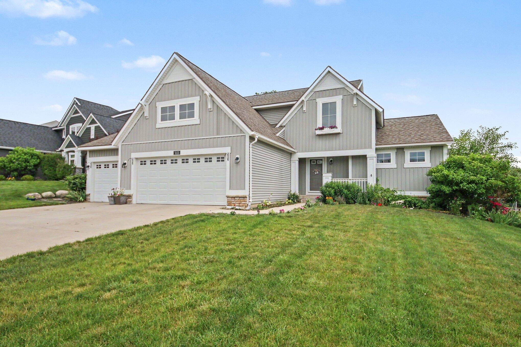 3113 Lowingside Drive