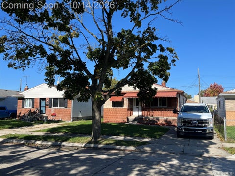 Photo of 8731 Lozier Avenue, Warren City, MI 48089 (MLS # 20261083218)