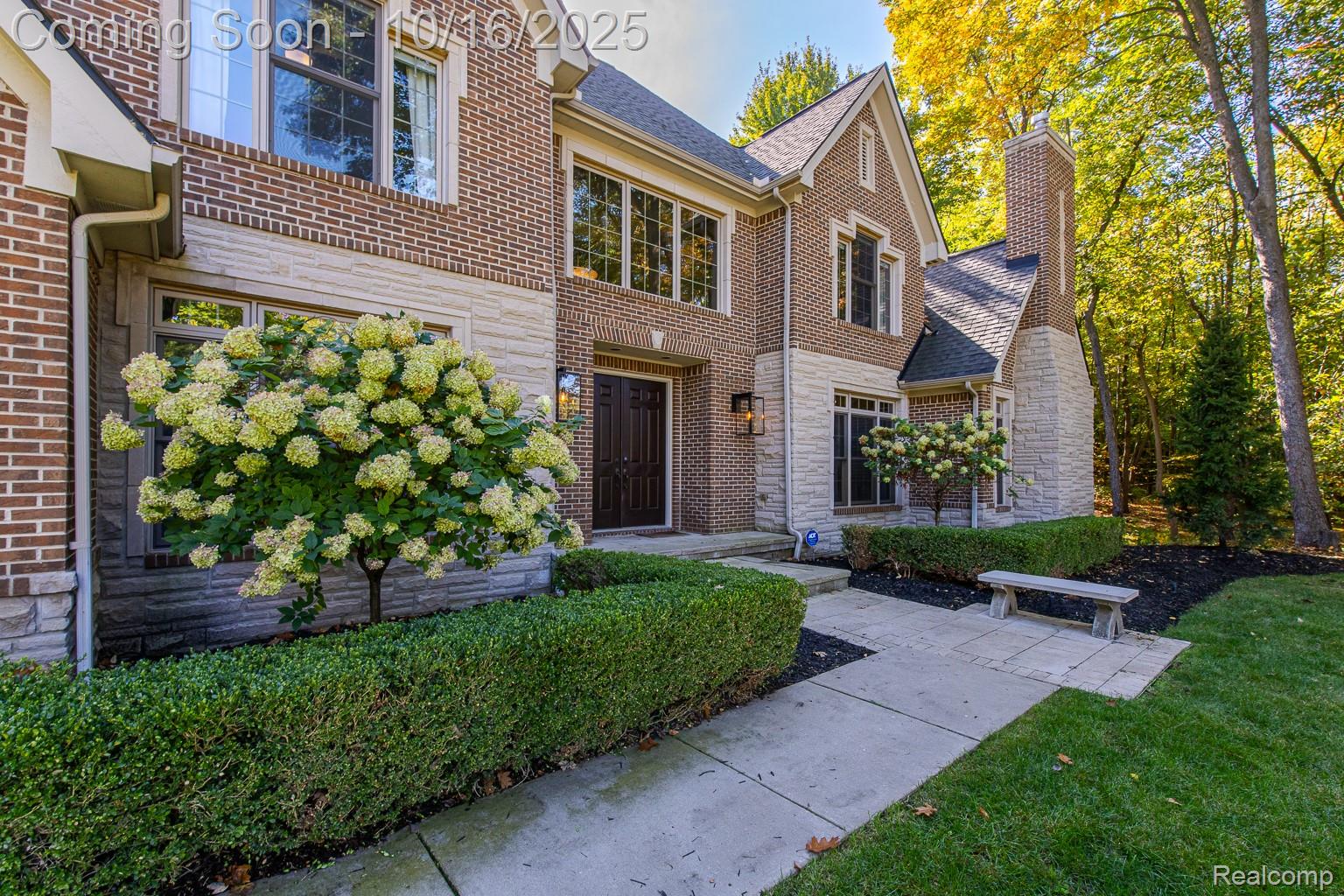 9909 Kingston Ridge