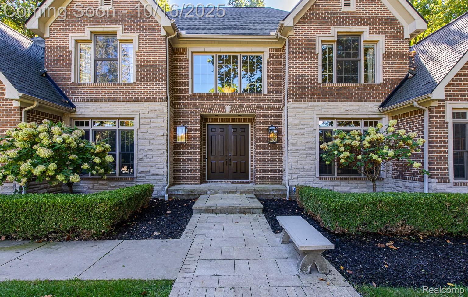 9909 Kingston Ridge