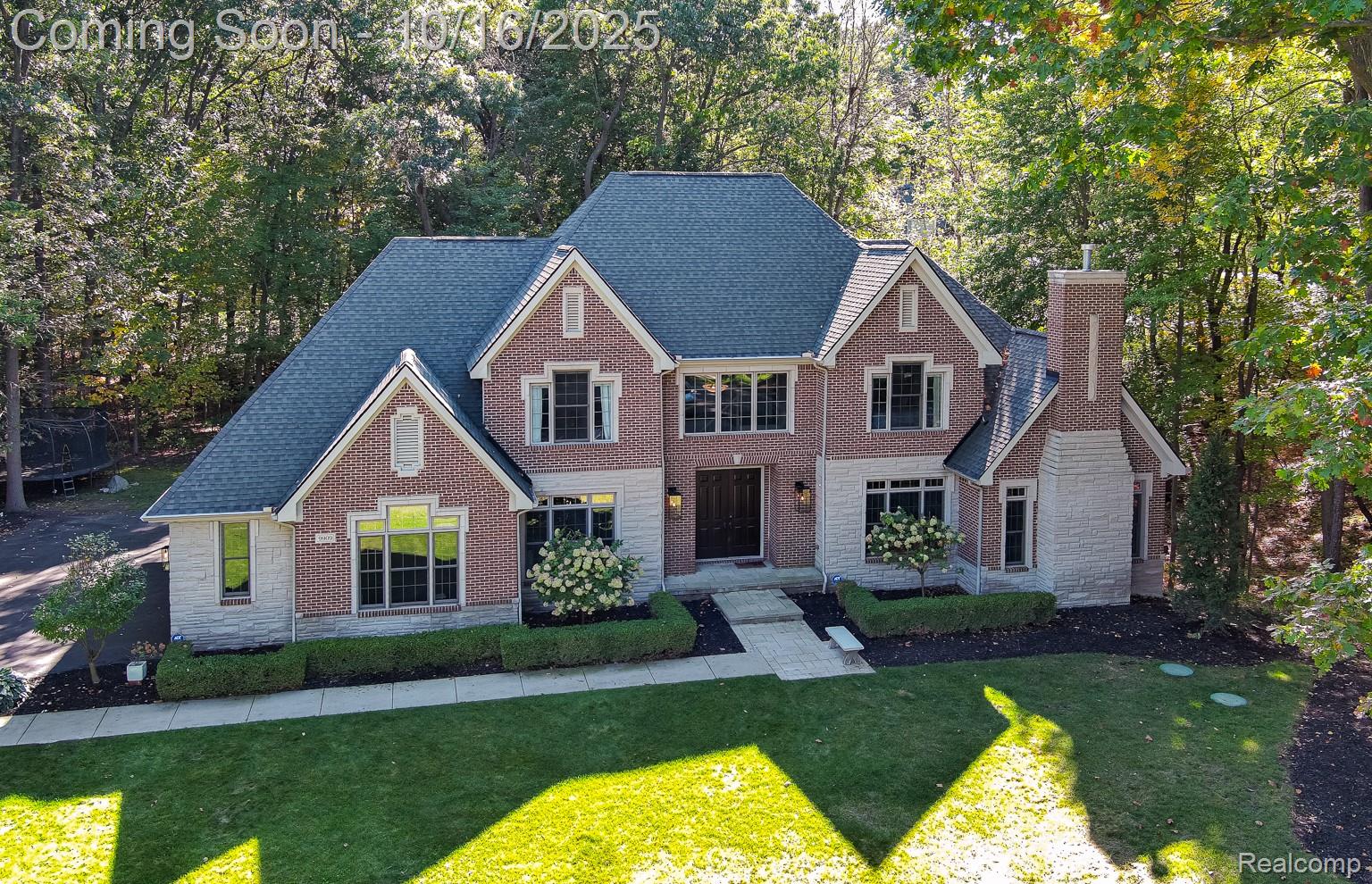 9909 Kingston Ridge