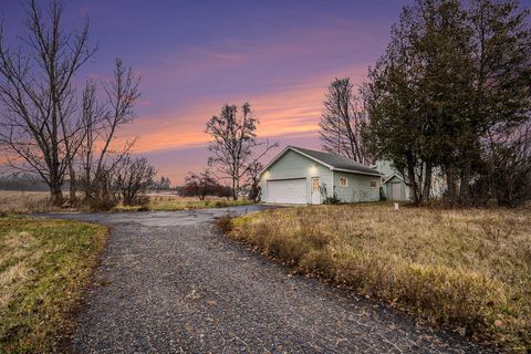 1088 W Remus Road Mt Pleasant City MI 48858