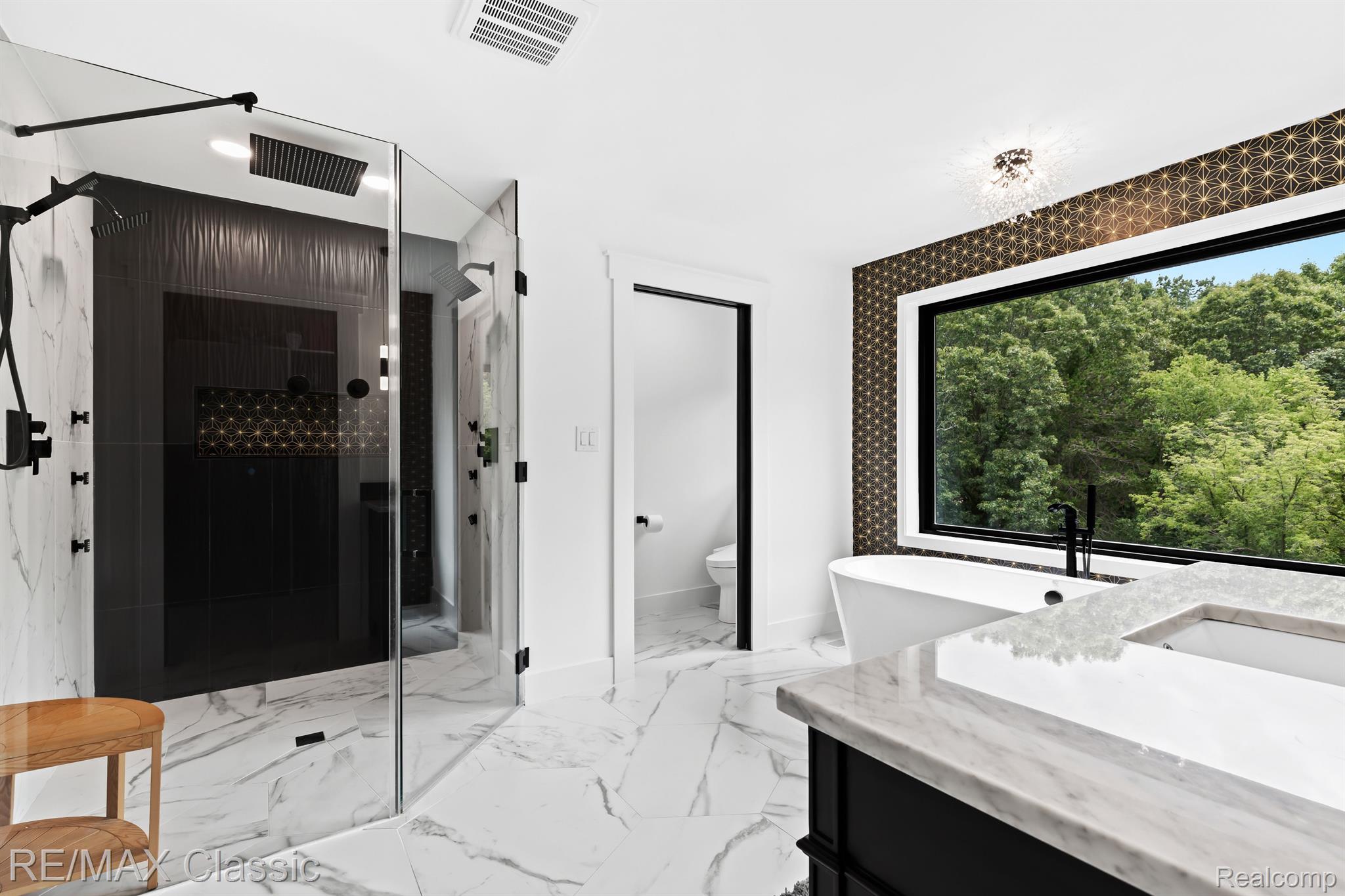 295 Whispering Pines