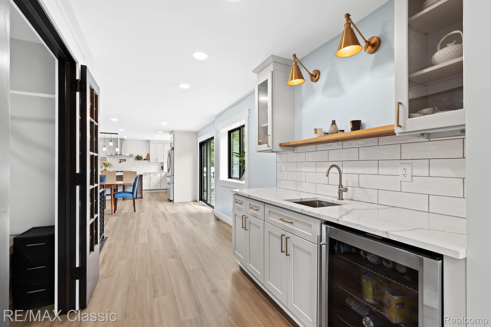 295 Whispering Pines
