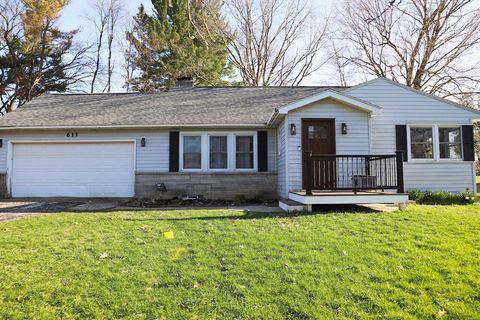 613 Hillcrest Road Paw Paw Village MI 49079