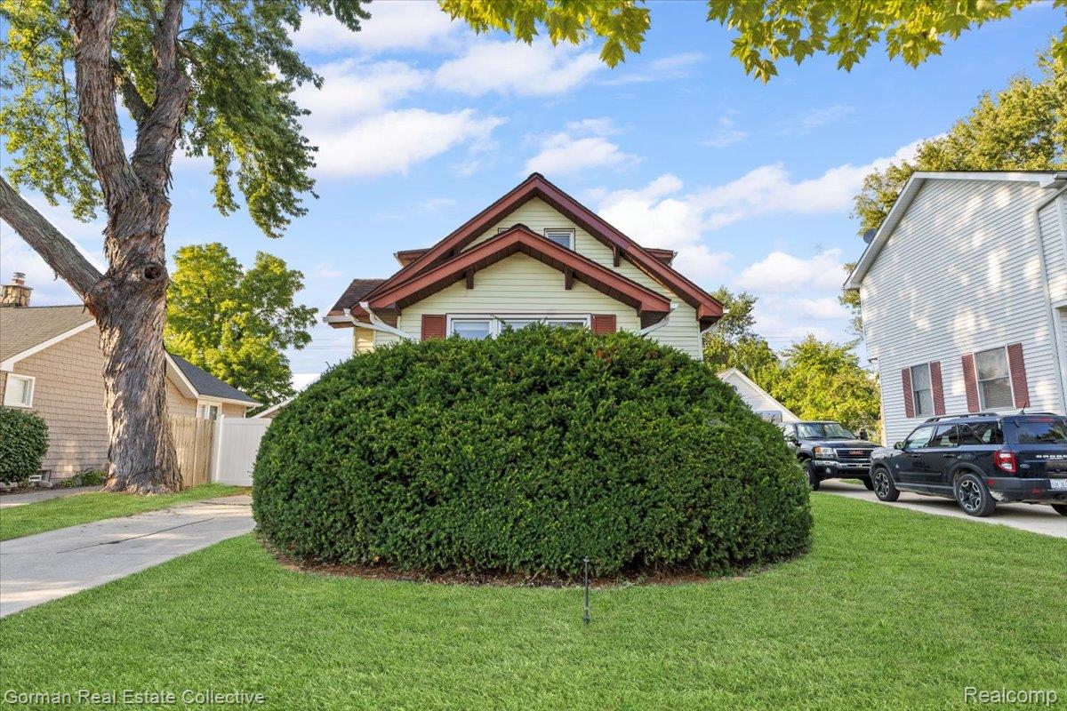 31 Walper Avenue