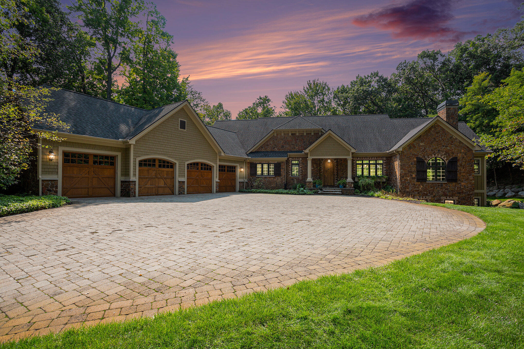 4850 Catamount Trail NE