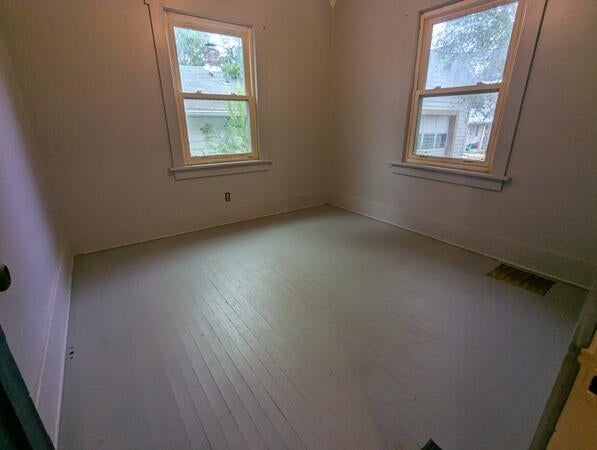 140 W Addison Street