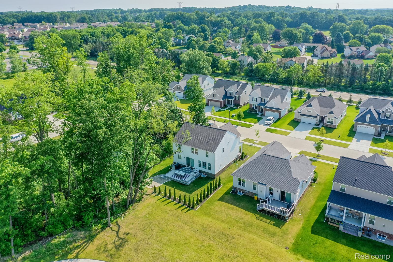 1957 Emerald Lane