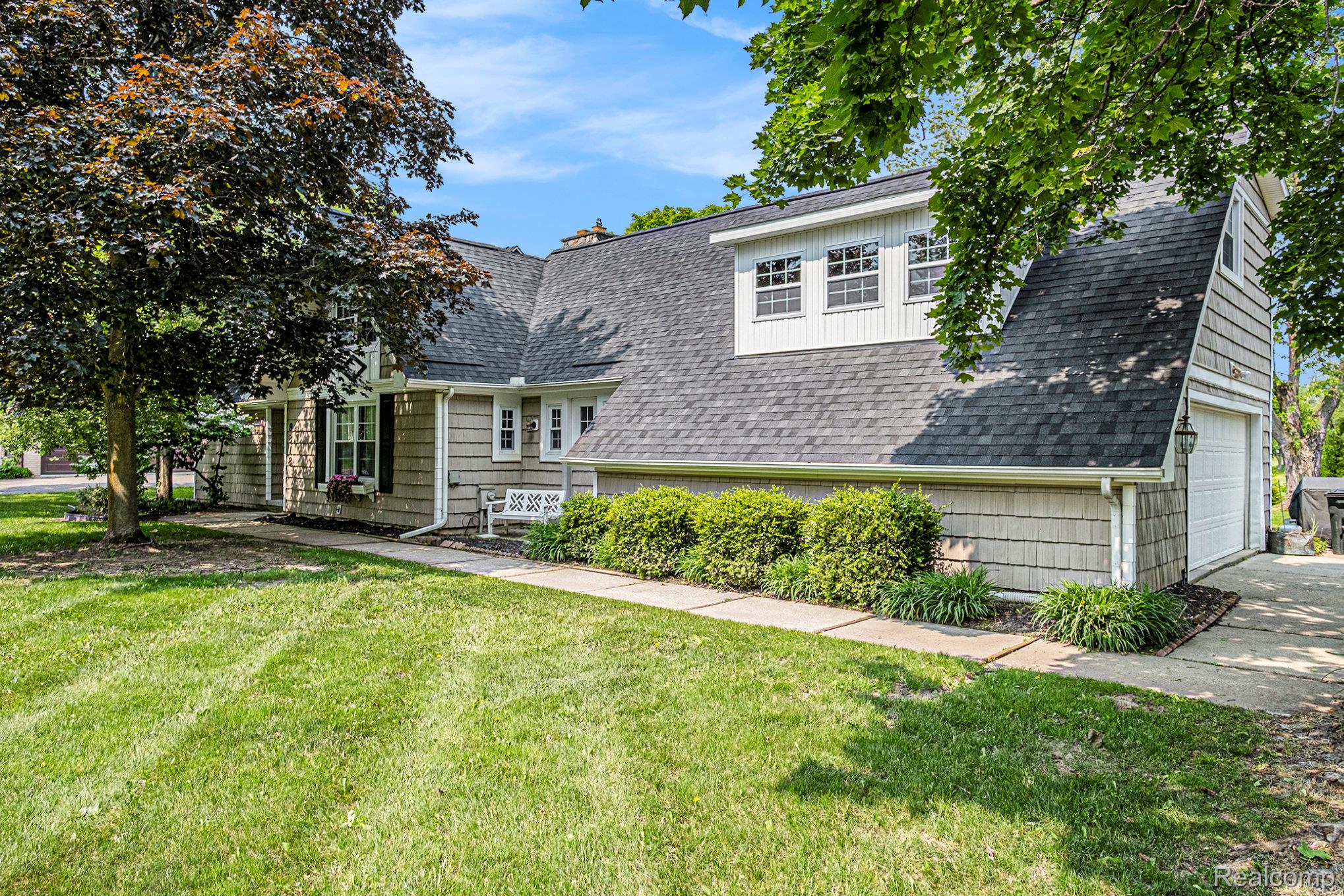 9818 BURNING TREE Drive