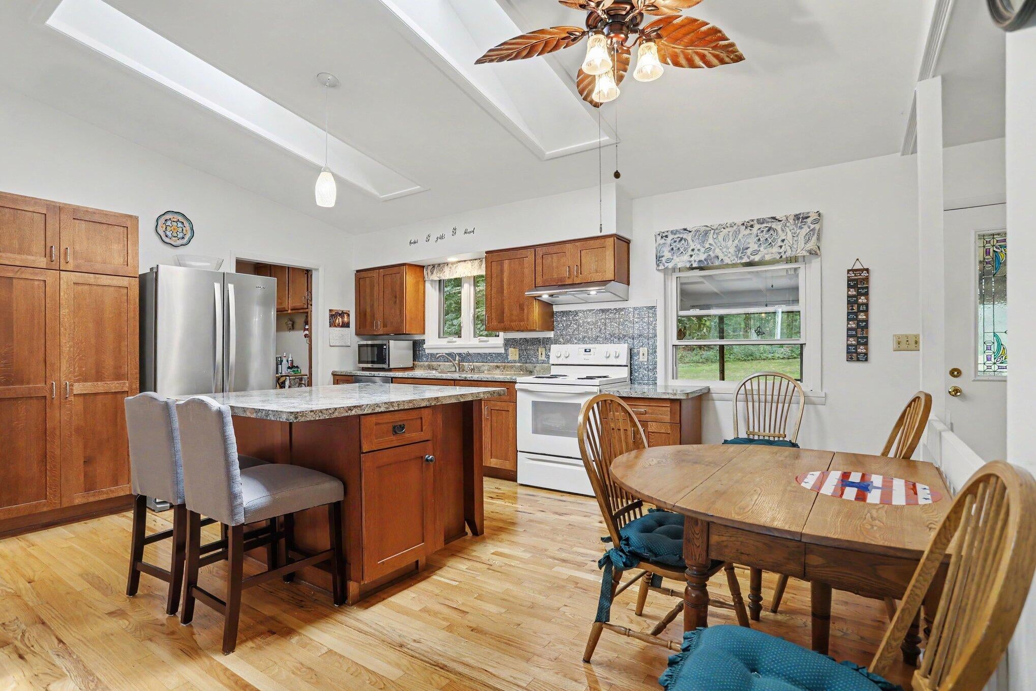 343 Robertson Avenue
