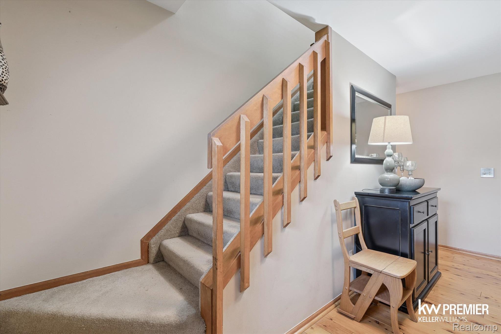 1751 Trafalgar Square