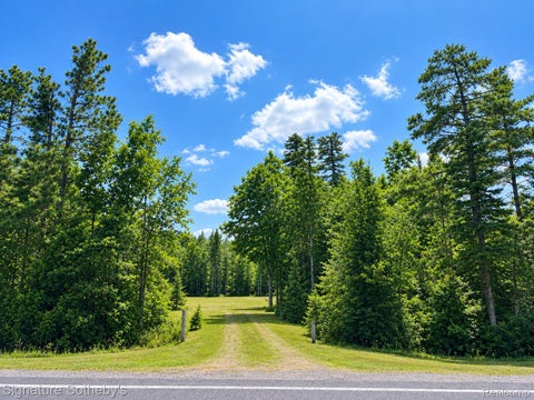 Photo for 24364 Us-23 N