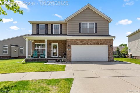 26673 Elk Run E Lyon Charter Township MI 48165