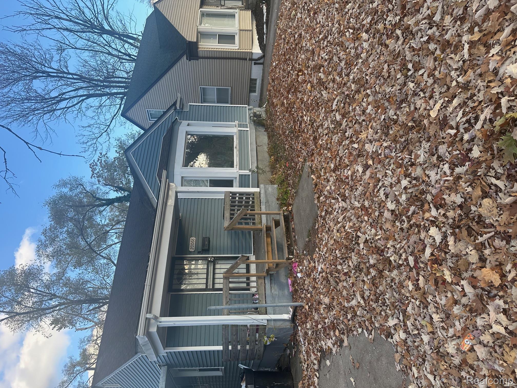 20068 Lindsay Street